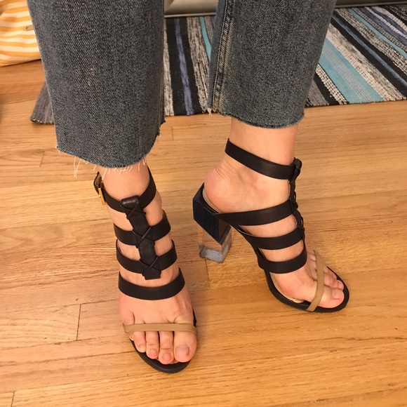 🌸Maiyet Block Heel Sandal - Picture 2 of 8